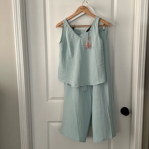 Tank and cropped, wide leg dress pants set